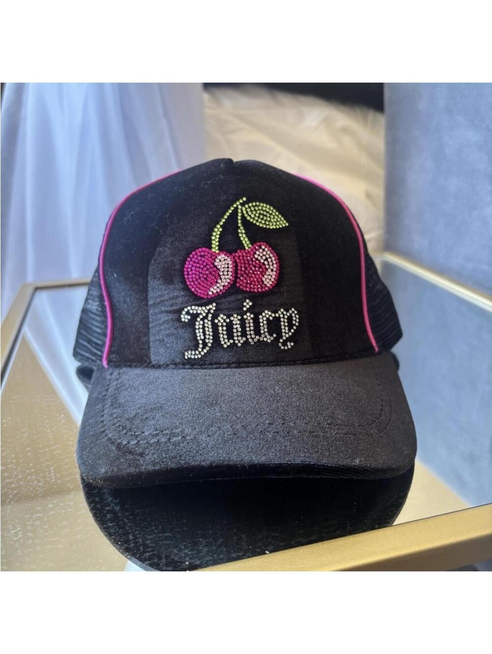 ( Juicy Couture) New Big Kids Trucker Hat with Pink Trim